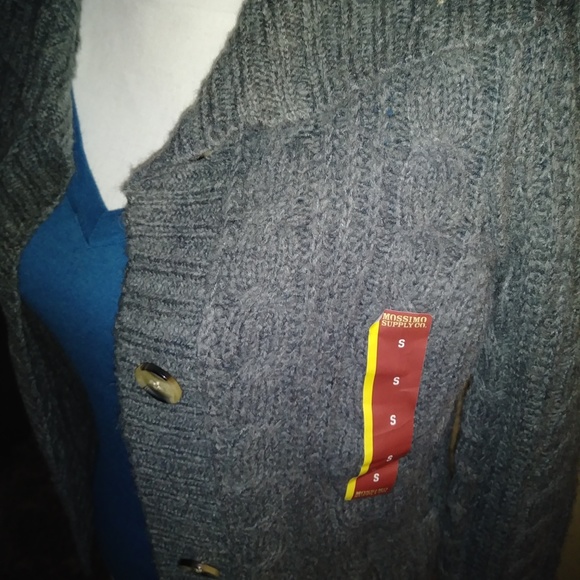 NWT Mossimo Gray Sweater Cardigan - Picture 3 of 4